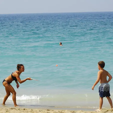 比尔卡伊酒店 3*