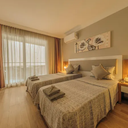 Novis Cleopatra 3* אלאניה