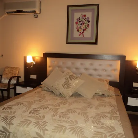 Novis Cleopatra Alanya