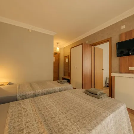 Novis Cleopatra 3*