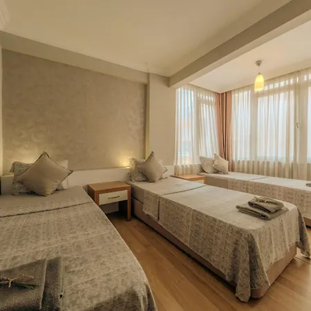 Otel Novis Cleopatra 3*